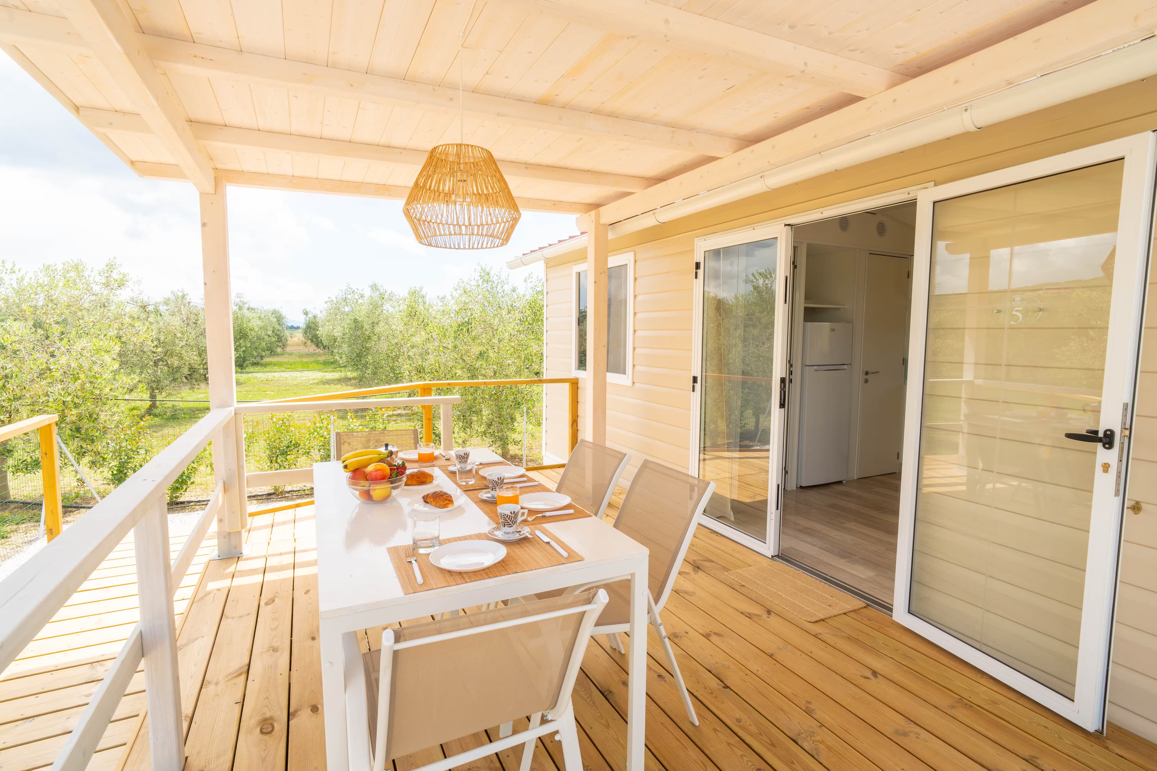 Casa vacanze bungalow Riotorto immerso in natura con spazi aperti